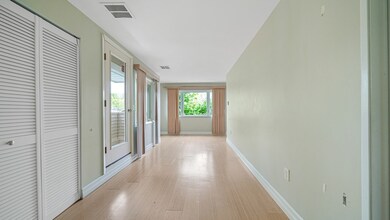 35 Desmoines Rd unit 210, Quincy, MA 02169 - photo 4