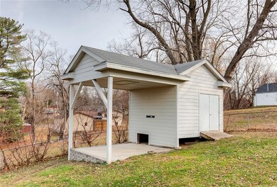 3425 S Union St, Des Moines, IA 50315 - photo 6