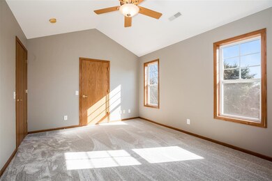 706 Dunn Ave, Oregon, WI 53575 - photo 4