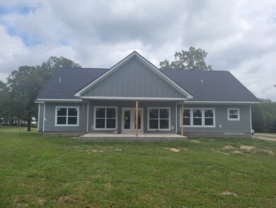 46 Twin Lakes Dr, McMinnville, TN 37110 - photo 2