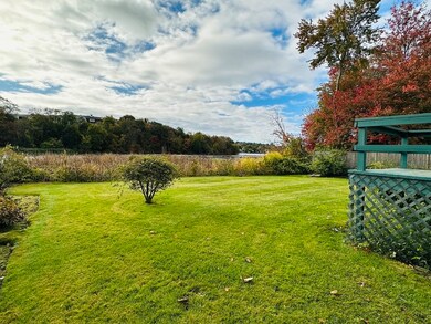 28 Hardy Pond Rd, Waltham, MA 02451 - photo 3