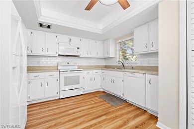 1210 Shady Rest Ln unit 13, Naples, FL 34103 - photo 6