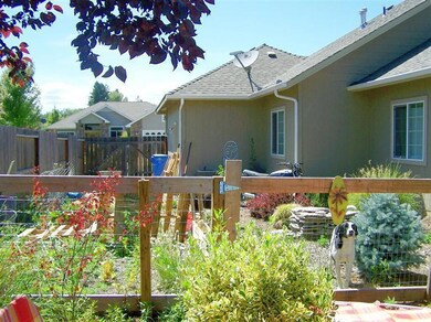 unlisted-address, Grants Pass, OR 97527 - photo 4