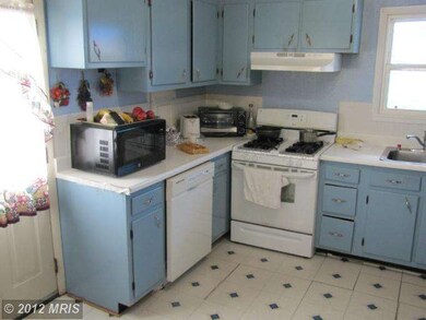 1931 Lewis Ave, Rockville, MD 20851 - photo 2