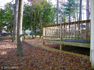 10705 Maple Ridge Dr, Spotsylvania, VA 22553 - photo 2