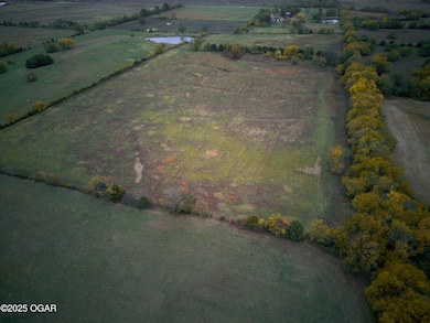 FieldinFrame [Julie 61±]00013 (2)