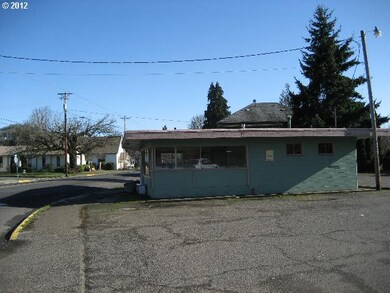 240 E Main St, Sheridan, OR 97378 - photo 3