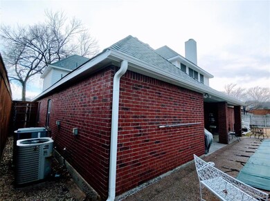 1605 Warwickshire Ct W, Bedford, TX 76021 - photo 5