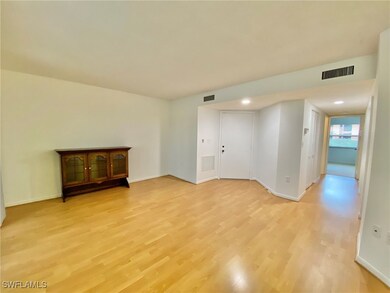 1516 Mainsail Dr unit 2, Naples, FL 34114 - photo 3