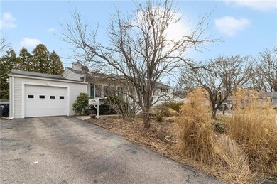 50 Tomahawk Ct, Warwick, RI 02886 - photo 4