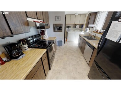 94013 Azalea Ln, Gold Beach, OR 97444 - photo 7