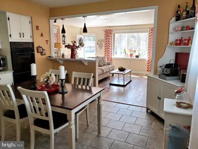 272 Perry St, Elkins Park, PA 19027 - photo 6