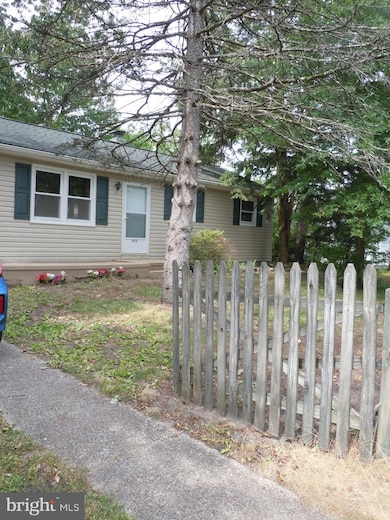 613 Herbert Rd, Browns Mills, NJ 08015 - photo 4