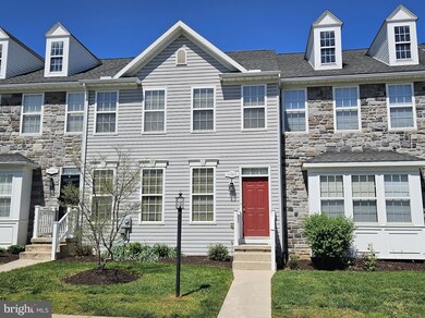 10328 Bridle Ct, Hagerstown, MD 21740 - photo 2