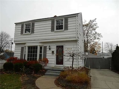 3913 Drummond Rd, Toledo, OH 43613 - photo 2