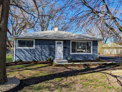 3202 Hawk Ln, Rolling Meadows, IL 60008 - photo 2