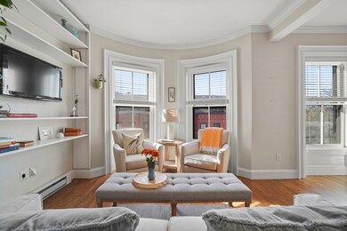 37 Worcester St unit 4, Boston, MA 02118 - photo 2