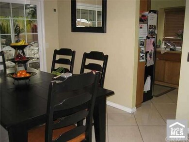 dinning to kitchen