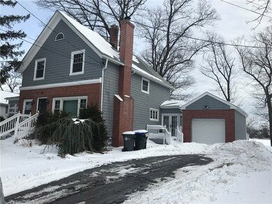 146 Lakeview Dr, Providence, RI 02910 - photo 4