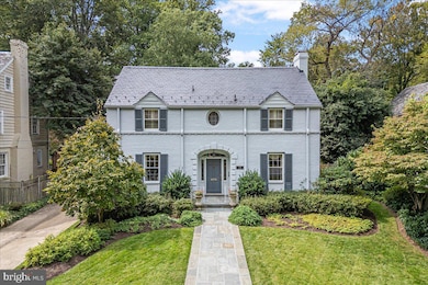 7106 Meadow Ln, Chevy Chase, MD 20815 - photo 2