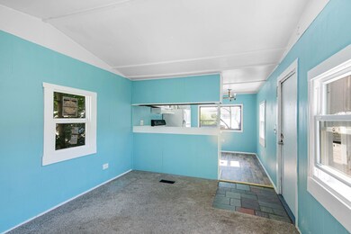 61 Avenue C, Burlington, VT 05408 - photo 6