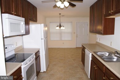 2739 Roosevelt Dr, Chambersburg, PA 17201 - photo 4