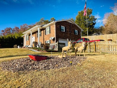 215 N 4th St, Watauga, TN 37694 - photo 3