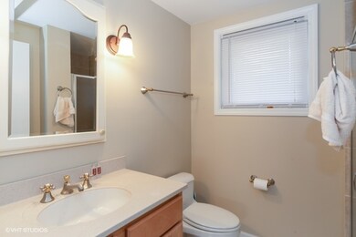 2024 Plainfield Dr, Des Plaines, IL 60018 - photo 7