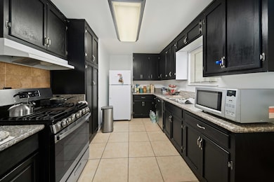 15872 Rexroth St-8