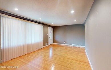 6606-Sky-Blue-Ave-20201211-007