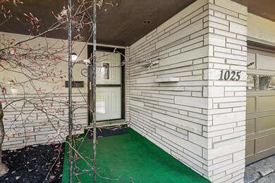 1025 Fordham Rd 005