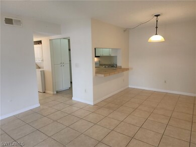 Kitchen & Dining Area