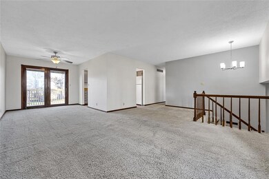 2218 29th St SW, Cedar Rapids, IA 52404 - photo 7