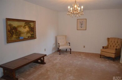 805 Woods Dr, Statesville, NC 28677 - photo 4