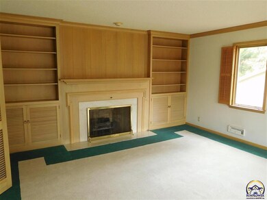 2823 SW Burlingame Rd, Topeka, KS 66611 - photo 3