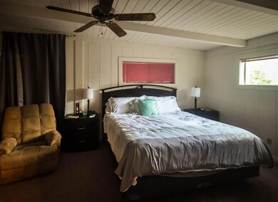 10762 Blackwell Rd, Central Point, OR 97502 - photo 4