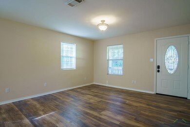 11424 Cr 221, Tyler, TX 75707 - photo 4