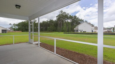 Huge Screened Porch