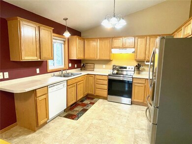 1905 3rd Ave NE, Menomonie, WI 54751 - photo 4