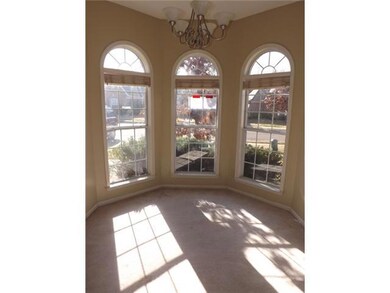 6976 Parkbrook Ln, Cordova, TN 38018 - photo 4