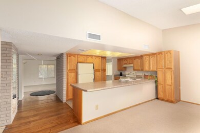 Open Kitchen