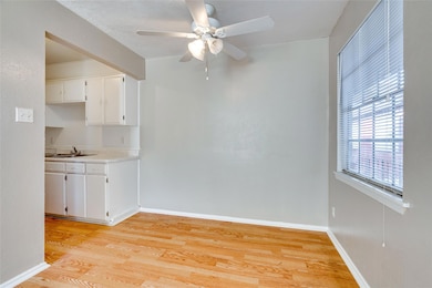 307 E 31st St unit 205, Austin, TX 78705 - photo 4