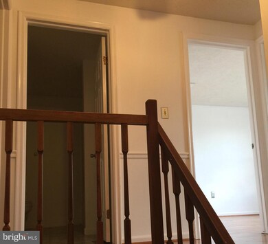 3581 Laurel View Ct, Laurel, MD 20724 - photo 7