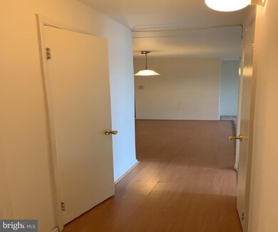 6011 Emerson St unit 416, Bladensburg, MD 20710 - photo 7