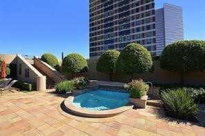 Four Leaf Towers (West Tower) unit 241W, Houston, TX 77056 - photo 4