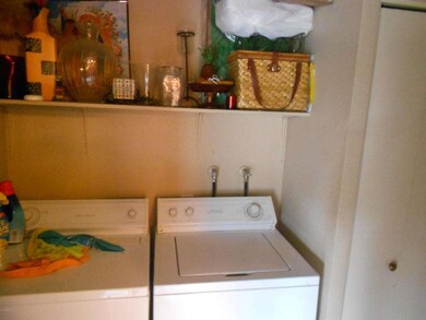 7532 W Flower St unit 1, Phoenix, AZ 85033 - photo 2