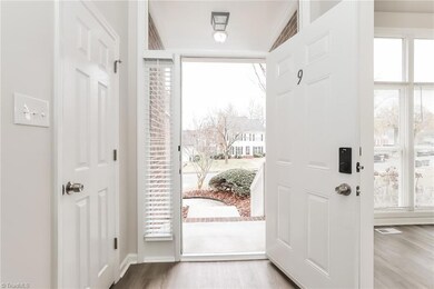 9 Oliver Ct, Greensboro, NC 27406 - photo 4