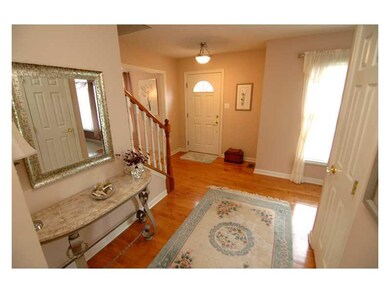 Entry/Foyer.