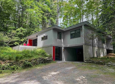 19 Deer Run Rd, Winhall, VT 05340 - photo 2