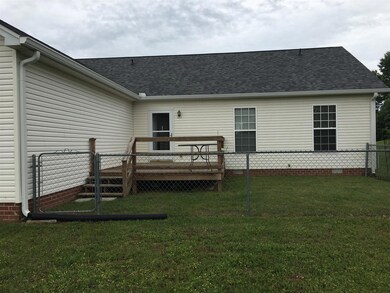 405 Meadowlark Dr, Shelbyville, TN 37160 - photo 4